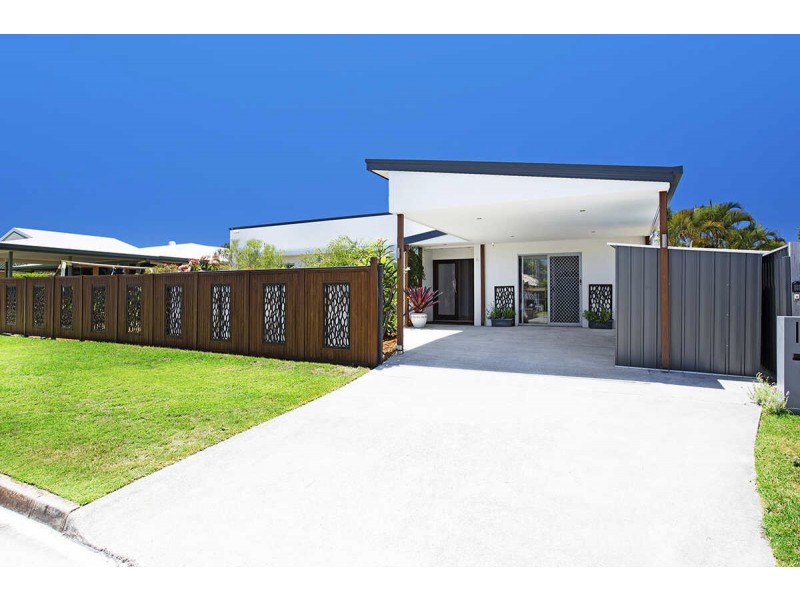 21  Undara Avenue, Buddina QLD 4575