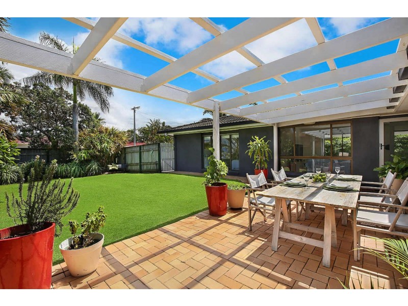 5  Marana Street, Warana QLD 4575