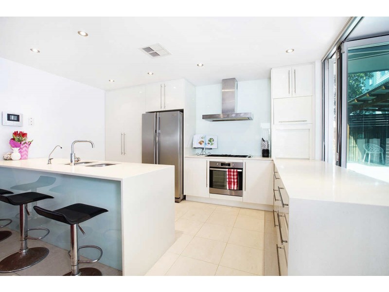 2/4  Alkira Street, Buddina QLD 4575