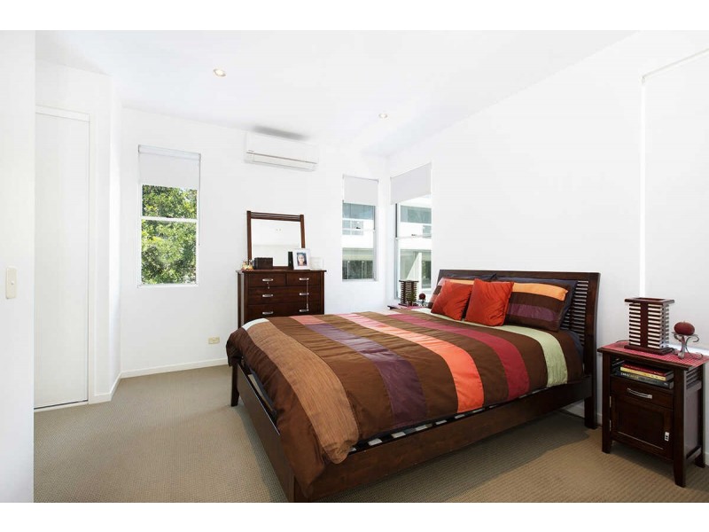 2/4  Alkira Street, Buddina QLD 4575