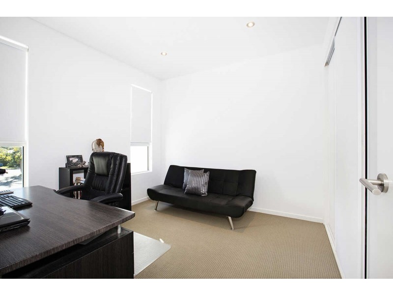 2/4  Alkira Street, Buddina QLD 4575