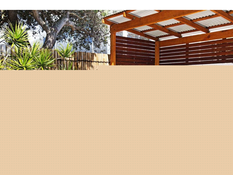 2/4  Alkira Street, Buddina QLD 4575