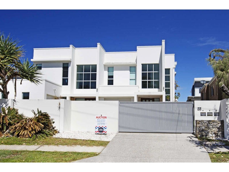 2/4  Alkira Street, Buddina QLD 4575