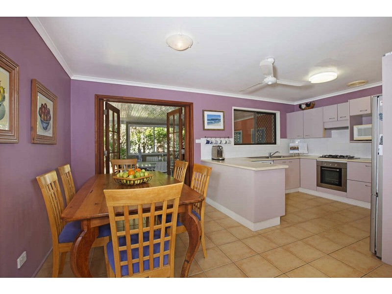 25 Yaringa Avenue, Buddina QLD 4575