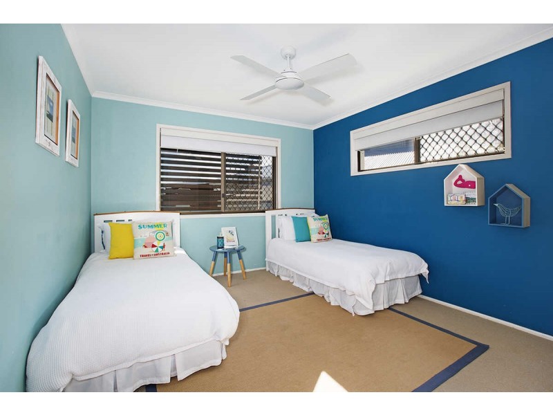 25 Yaringa Avenue, Buddina QLD 4575