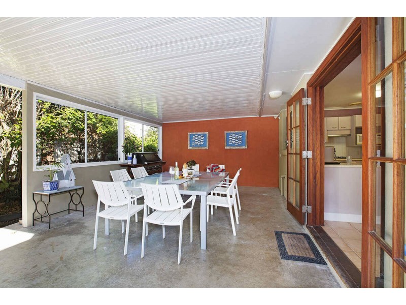 25 Yaringa Avenue, Buddina QLD 4575