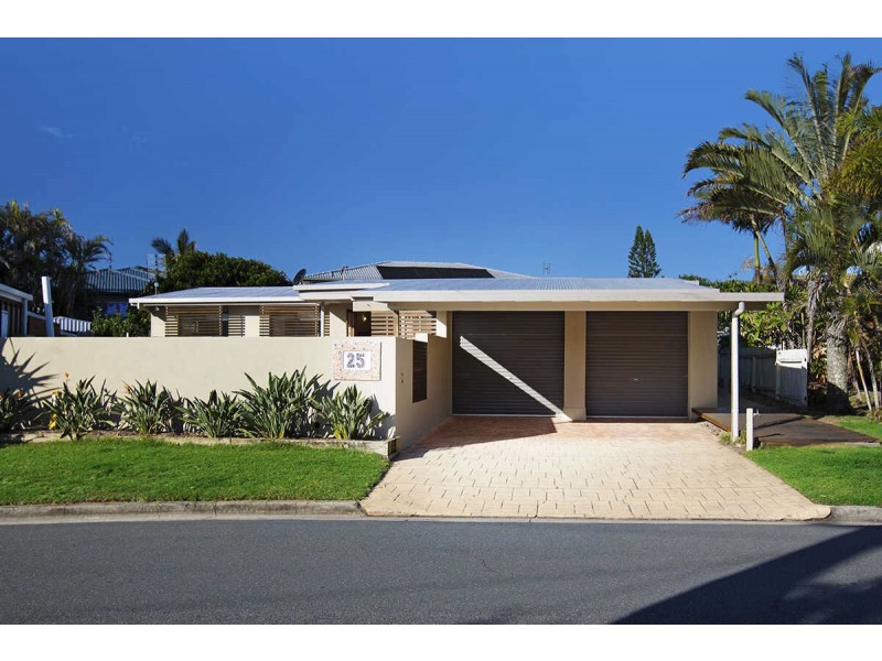 25 Yaringa Avenue, Buddina QLD 4575