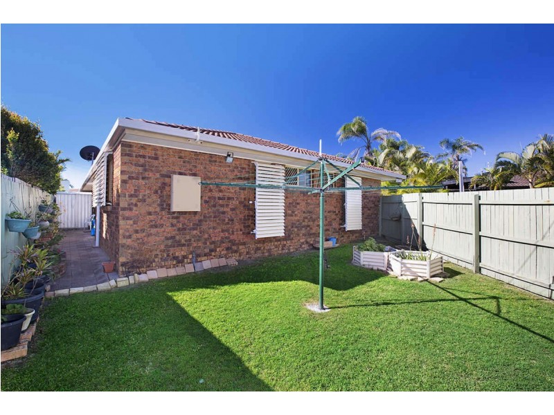 1/2  Bakali Court, Warana QLD 4575