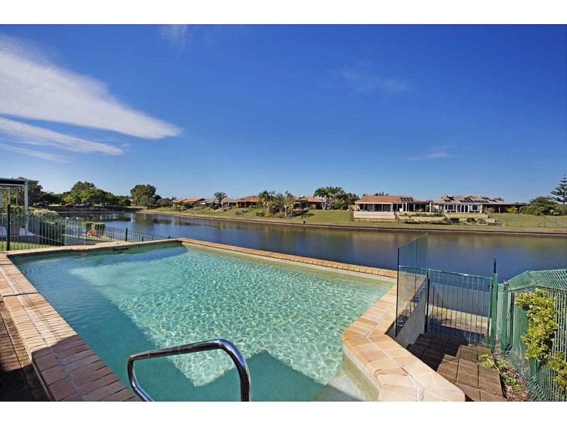 195/4  Melody Court, Warana QLD 4575