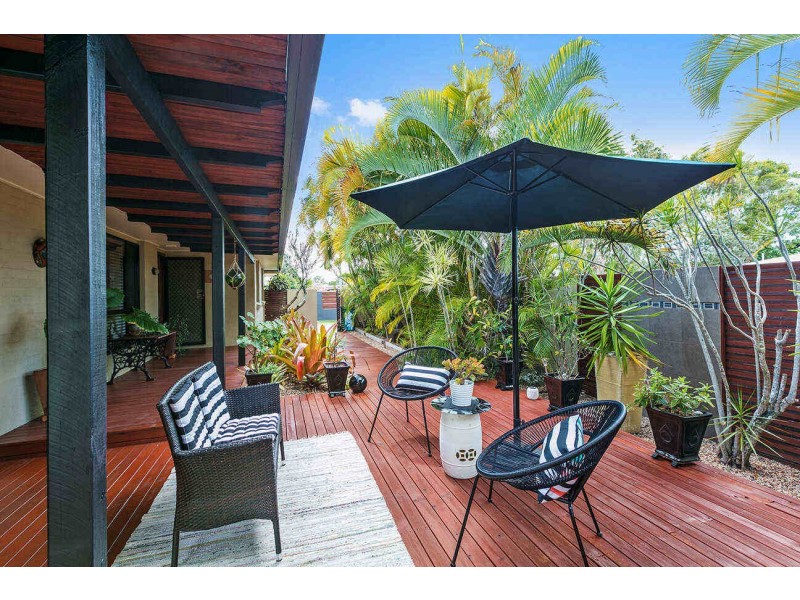 13  Bandaroo Street, Warana QLD 4575