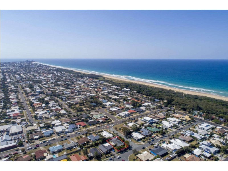 13  Bandaroo Street, Warana QLD 4575