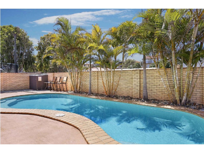 32  Iluka Avenue, Buddina QLD 4575