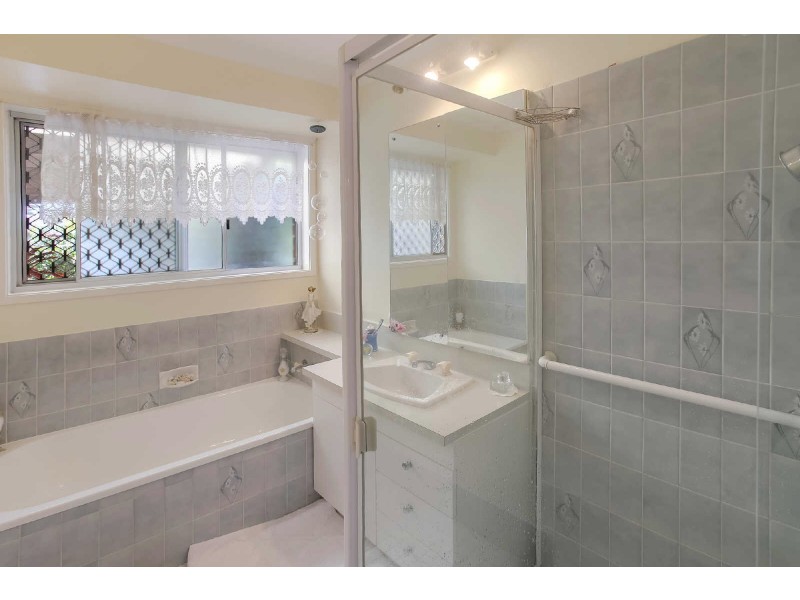 15  Pheasant Street, Parrearra QLD 4575