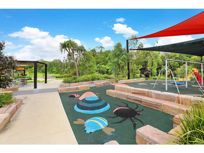 2 Hideaway Street, Birtinya QLD 4575