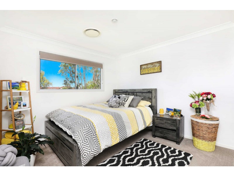 18 Seychelles Place, Kawana Island QLD 4575