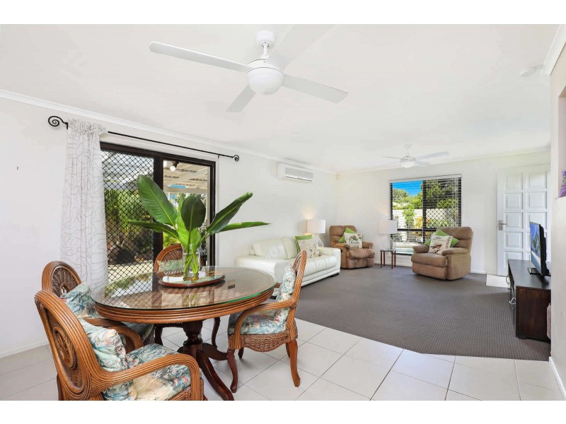 22 Parari Street, Warana QLD 4575