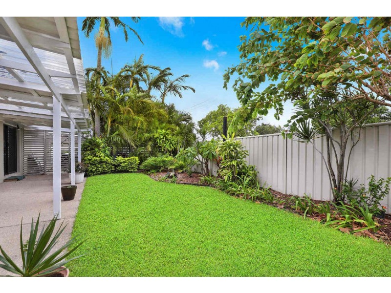 22 Parari Street, Warana QLD 4575