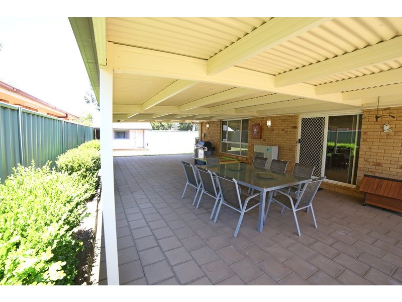 21 Namoi Crescent, Dubbo NSW 2830