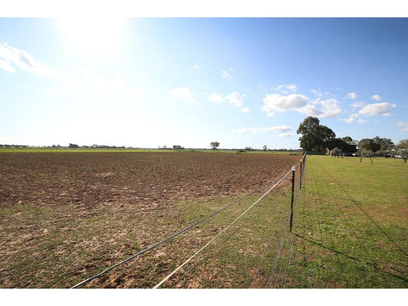 14R Nulla Road, Dubbo NSW 2830
