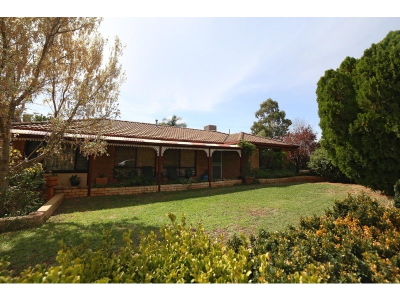 8 Sovereign Street, Dubbo NSW 2830