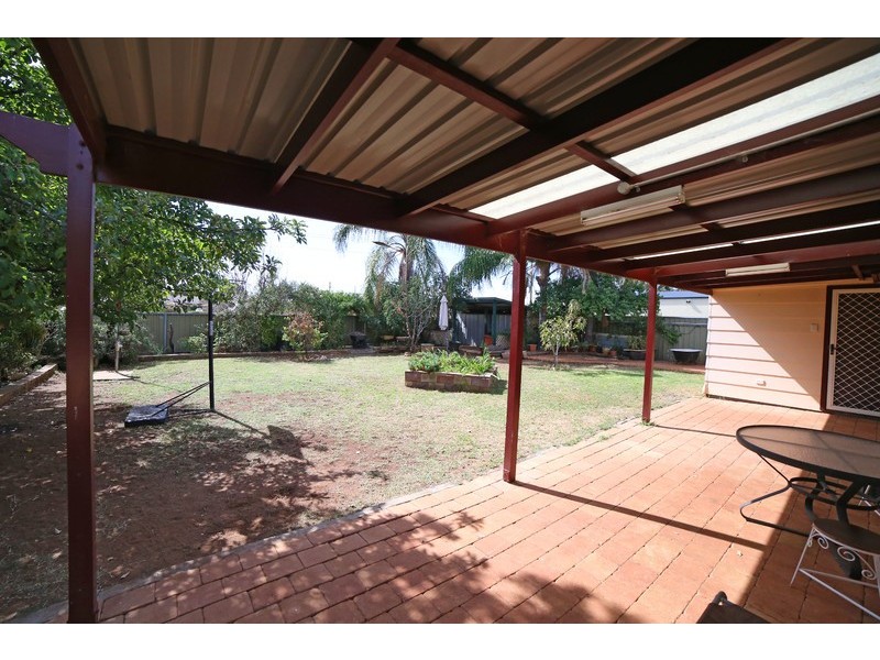 8 Sovereign Street, Dubbo NSW 2830