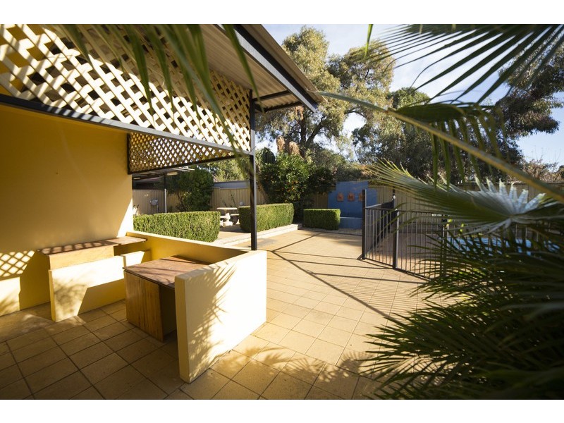 2 Cedar Court, Dubbo NSW 2830