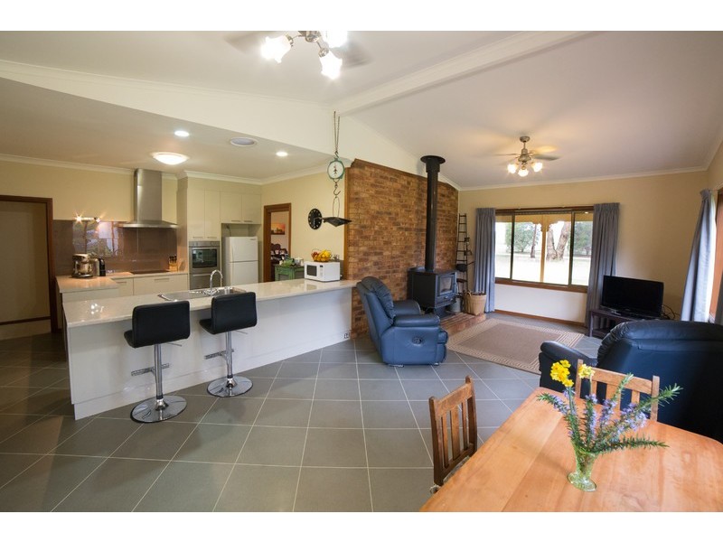 7R Yallamba Road, Dubbo NSW 2830