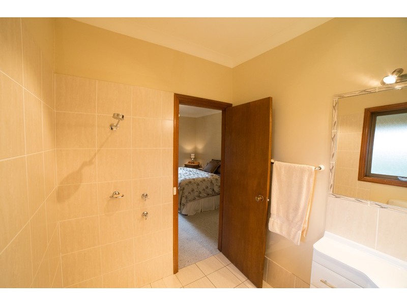 7R Yallamba Road, Dubbo NSW 2830