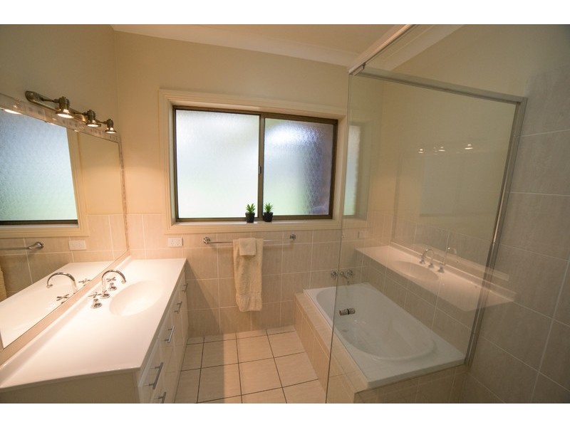 7R Yallamba Road, Dubbo NSW 2830