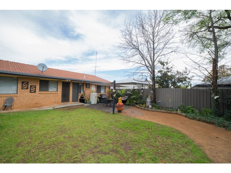 4 Heather Street, Dubbo NSW 2830