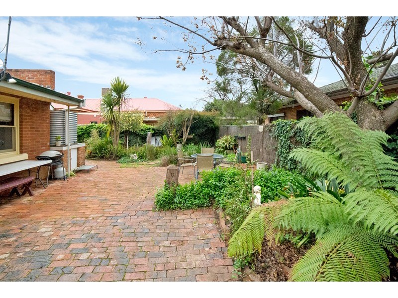 122 Bultje Street, Dubbo NSW 2830