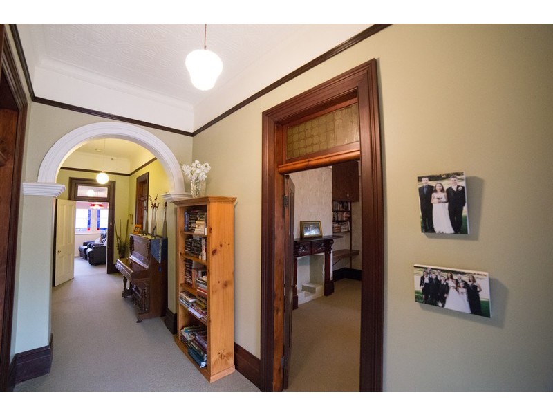 122 Bultje Street, Dubbo NSW 2830