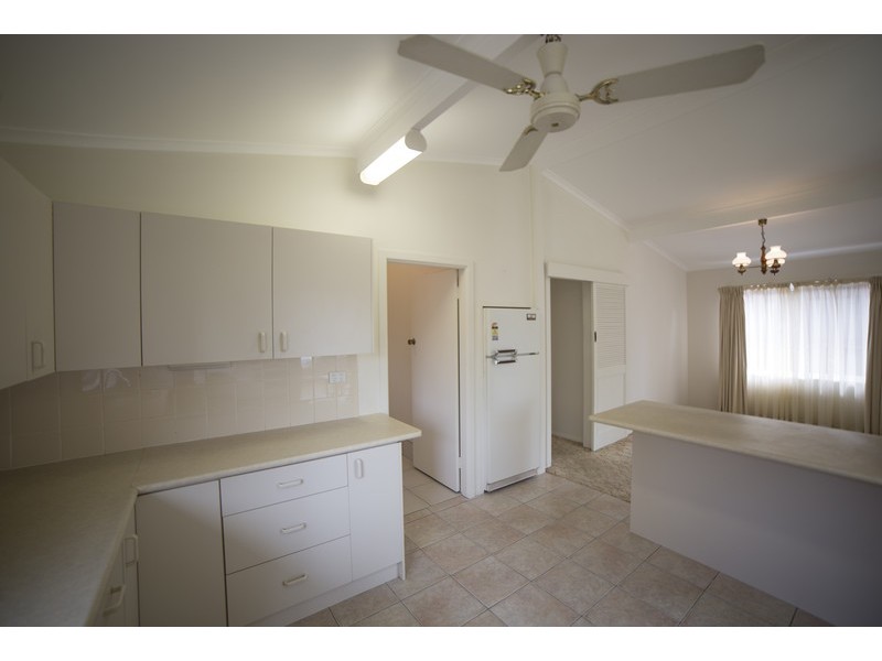 8 Peters Street, Dubbo NSW 2830