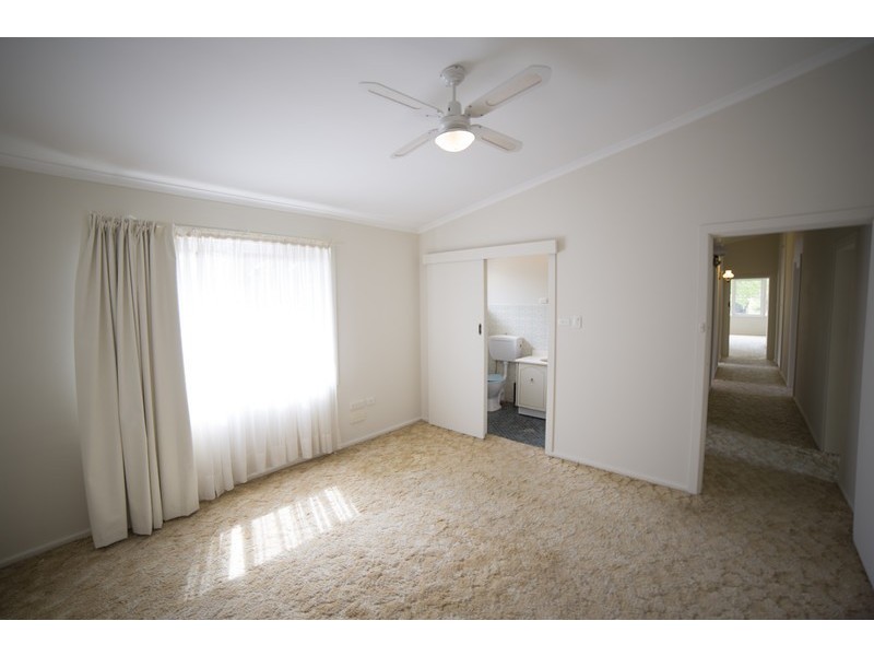 8 Peters Street, Dubbo NSW 2830