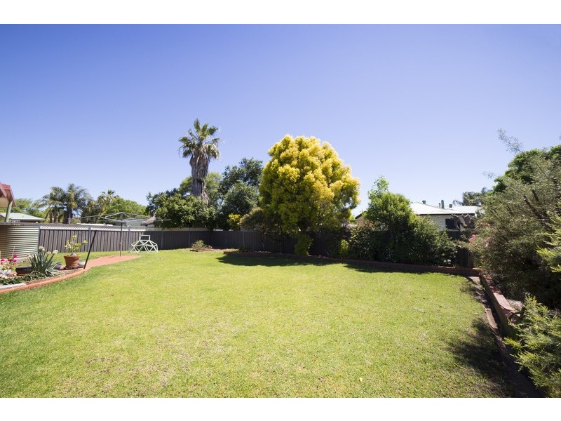 61 Websdale Drive, Dubbo NSW 2830
