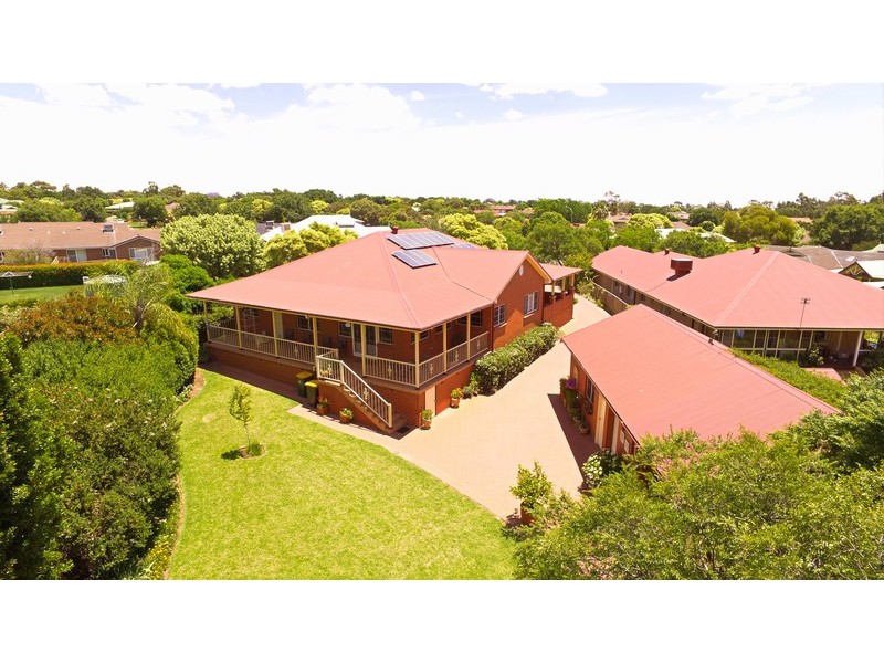 5 Brian Hambly Place, Dubbo NSW 2830
