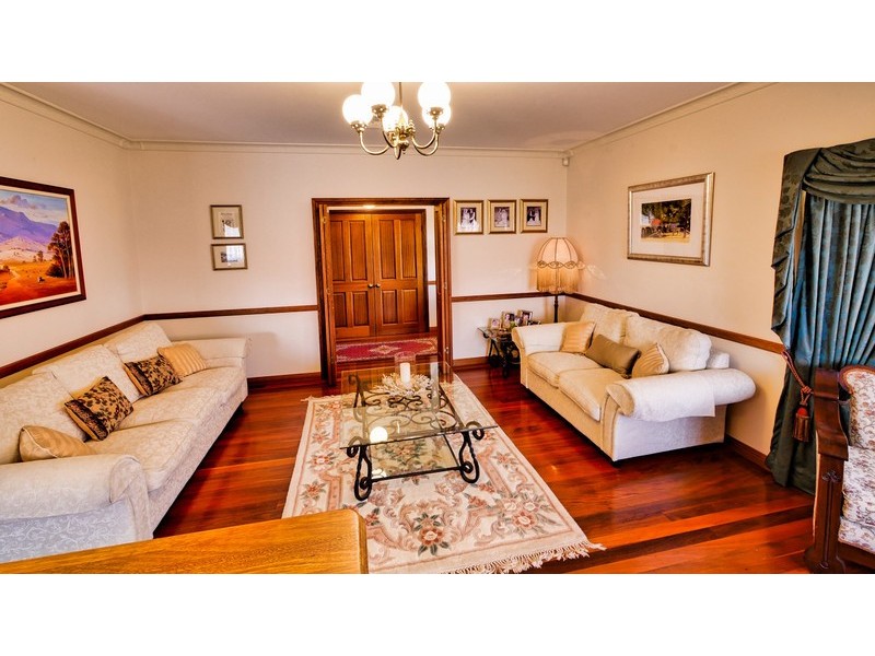 5 Brian Hambly Place, Dubbo NSW 2830