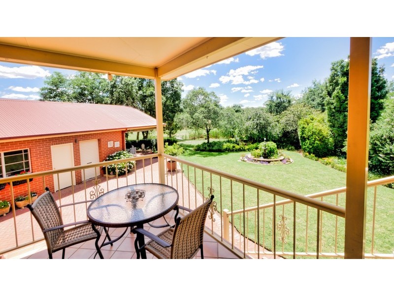 5 Brian Hambly Place, Dubbo NSW 2830