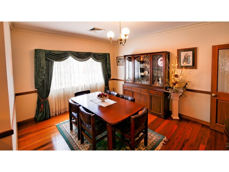 5 Brian Hambly Place, Dubbo NSW 2830