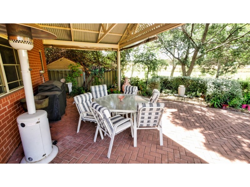5 Brian Hambly Place, Dubbo NSW 2830