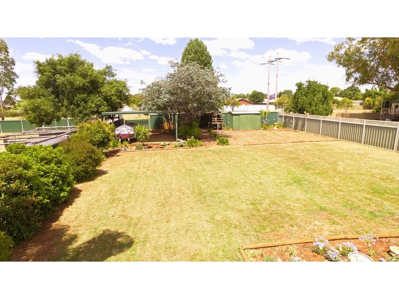 2 Royal Parade, Dubbo NSW 2830