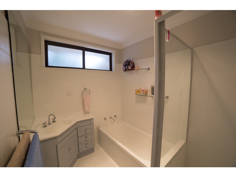 2 Meurer Court, Dubbo NSW 2830