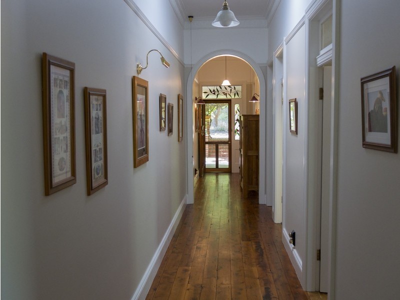 6 Cloonawillin Close, Dubbo NSW 2830