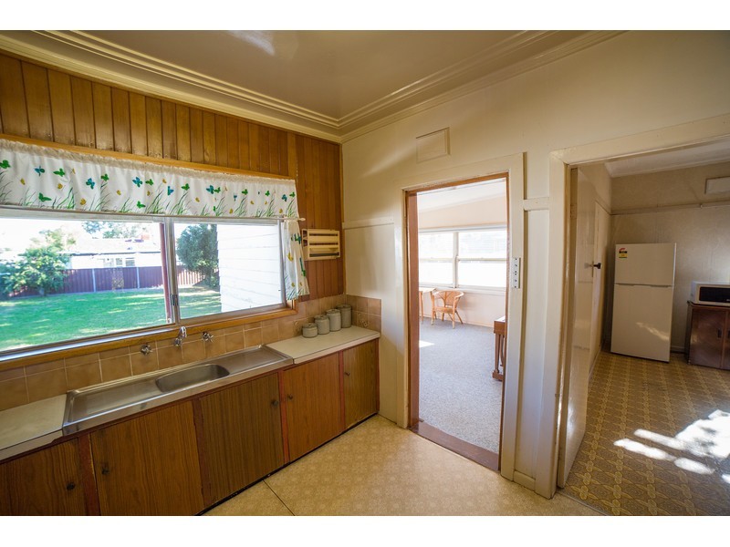 11 Naman Street, Dubbo NSW 2830