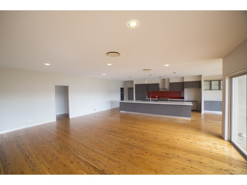 108 Maple Crescent, Narromine NSW 2821