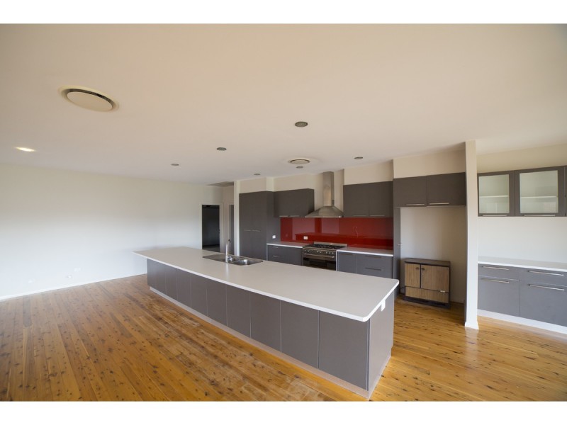 108 Maple Crescent, Narromine NSW 2821