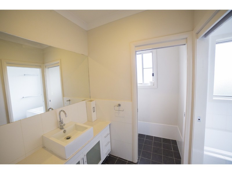 108 Maple Crescent, Narromine NSW 2821