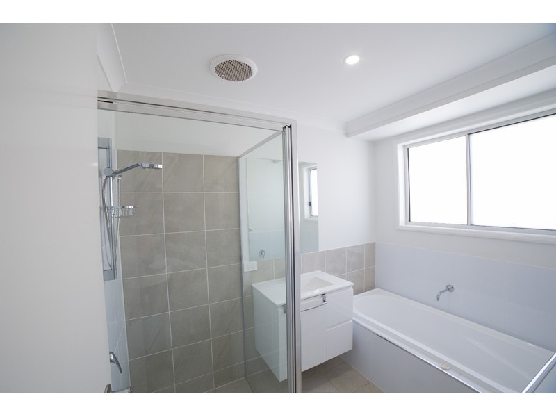 20 Hindmarsh Esplanade, Dubbo NSW 2830