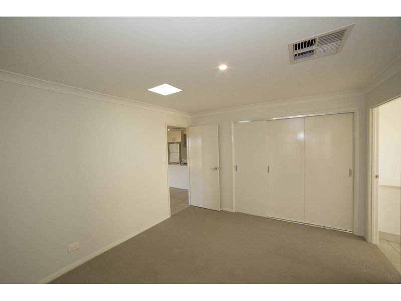 20 Hindmarsh Esplanade, Dubbo NSW 2830