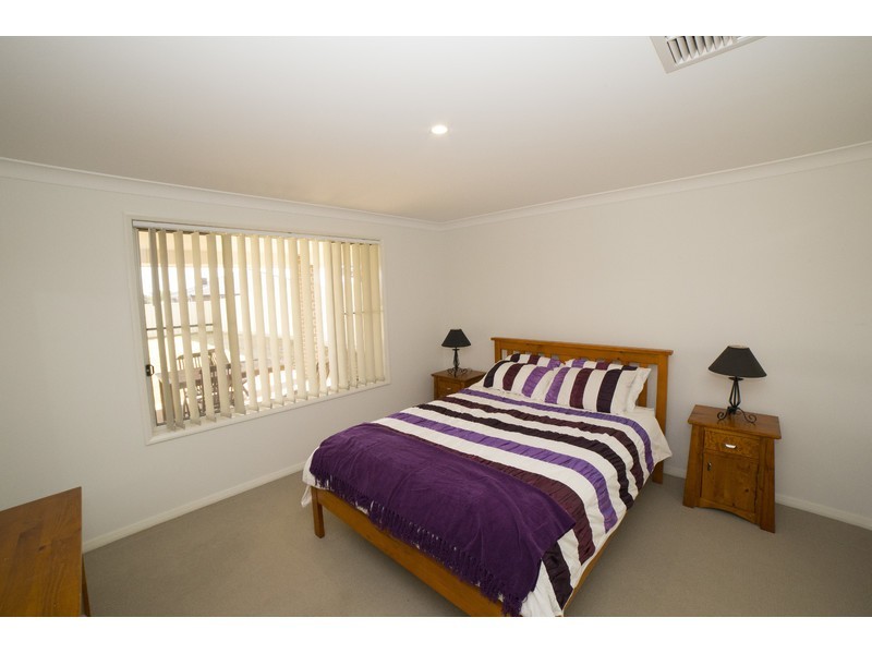 20 Hindmarsh Esplanade, Dubbo NSW 2830